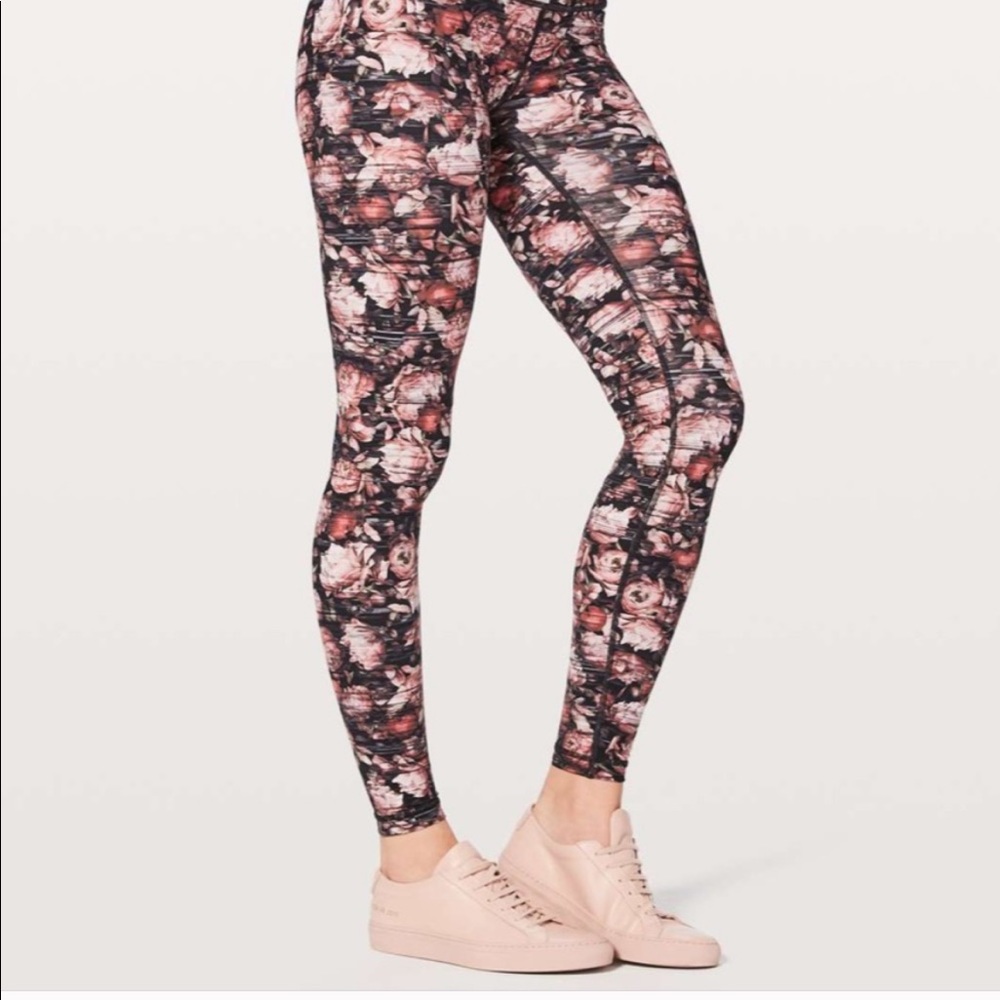 New without tag Lululemon leggings💐